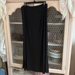 Elegant Black Maxi Skirt Ann Taylor size 14